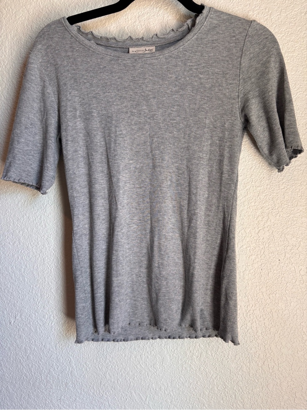maison Jules Gray Lettuce-Edge Short Sleeve Top